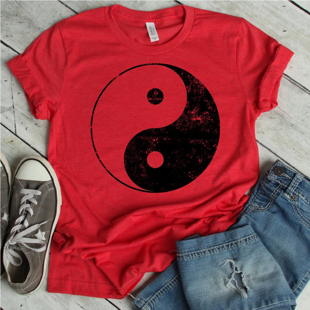 Yin Und Yang Distressed Shirt | Shirt, Yang, Yoga Tshirt, T-Shirt, T Tumblr von FreshDressedTees
