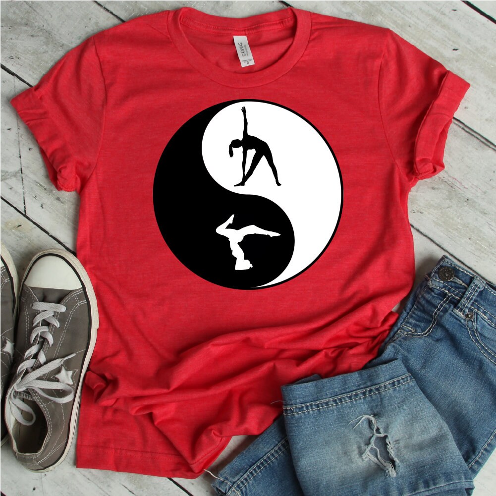 Yin Yang Yoga Shirt | Yin-Yang-Shirt, Yang, Shirt, Yin-Yang-Tshirt, Yin-Yang-T-Shirt, T-Shirt, Tumblr von FreshDressedTees