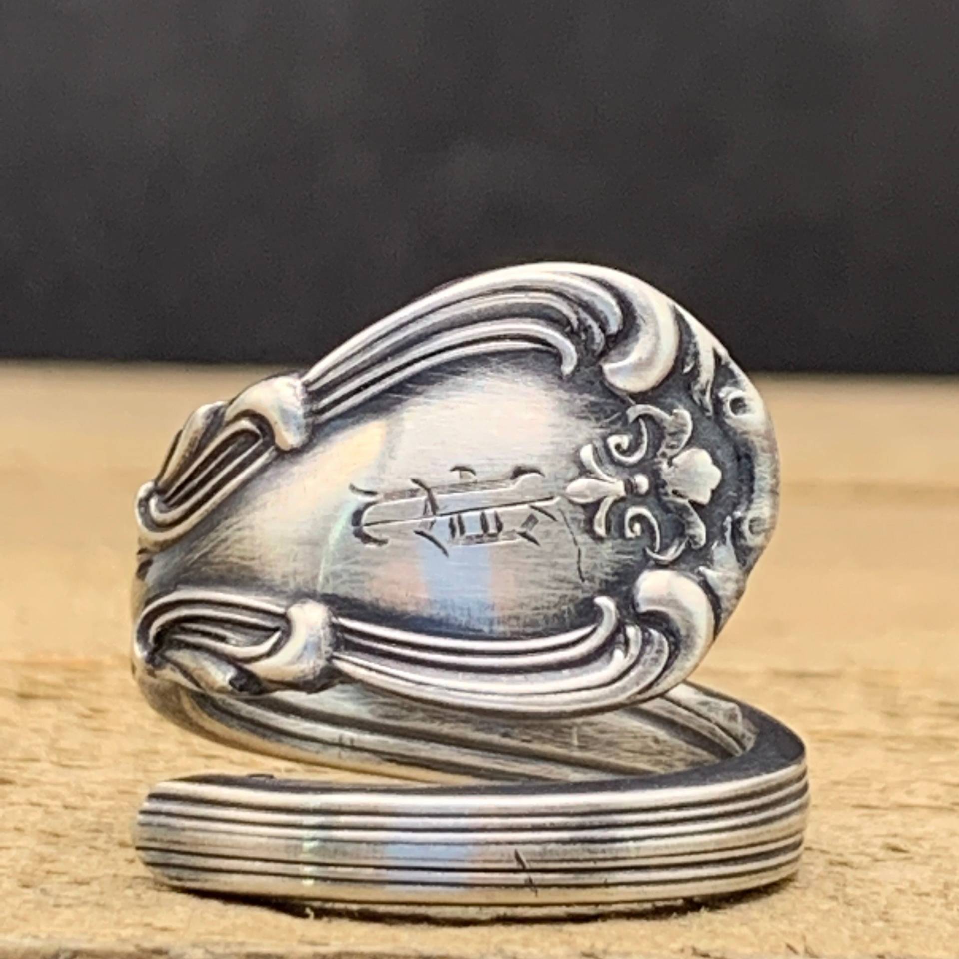 Löffel Ring, Sterling Silber Löffel, Gorham Silber, Chantilly Muster 1895, Vintage Schmuck, Statement P Monogramm von FreshMintCoinJewelry