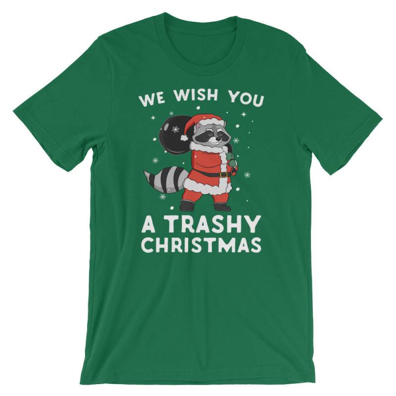 Wir Wünschen Ihnen Eine Trashige Weihnachten Shirt, Weihnachten-Waschbär-Shirt, Lustige Waschbär-Shirt, Waschbär Santa Parodie Shirt von FreshOutlookArt
