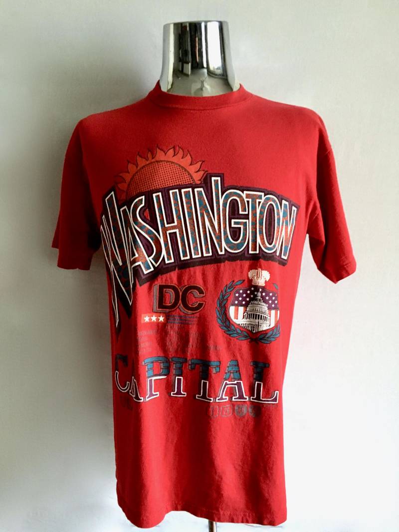 80's Washington Dc, T Shirt, Rot, Kurzarm | L 80's Washington Dc, T Shirt, Rot, Kurzarm | L von Freshandswanky