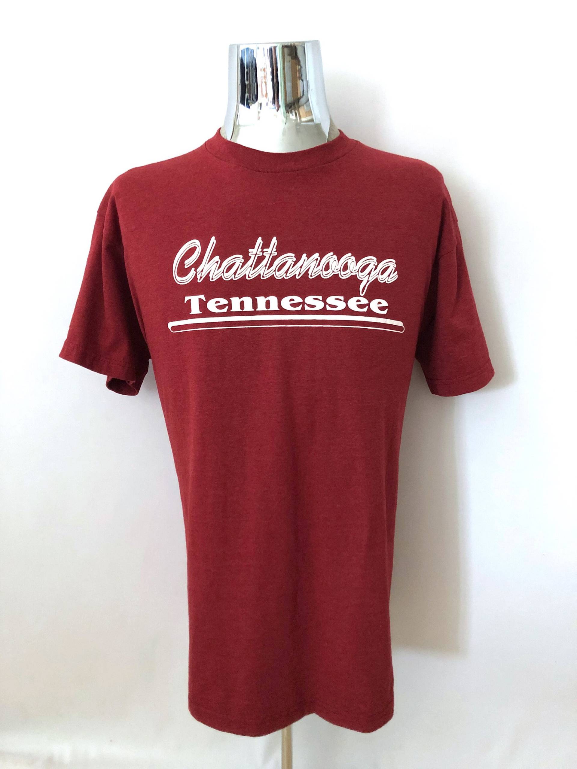 80Er Tennessee, Burgund, Kurzarm, T-Shirt | xl 80Er Tennessee, Burgund, Kurzarm, T-Shirt | xl von Freshandswanky