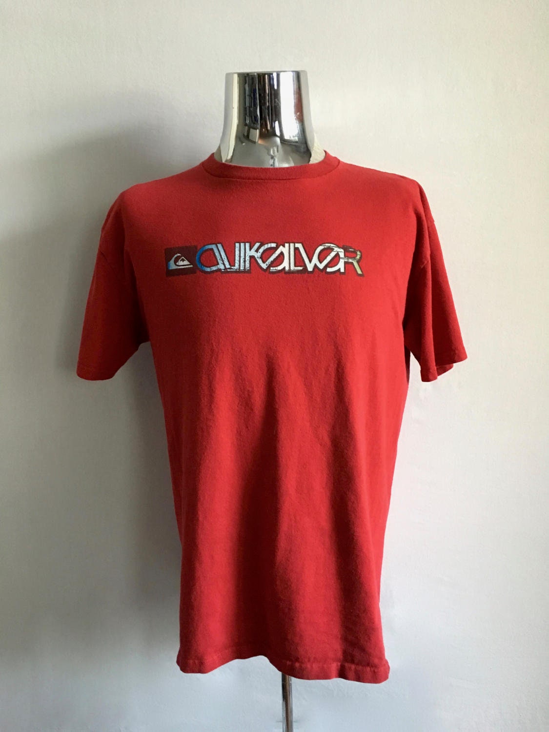 90's Quicksilver T-Shirt, Rot, Kurzarm | L 90's Quicksilver T-Shirt, Rot, Kurzarm | L von Freshandswanky