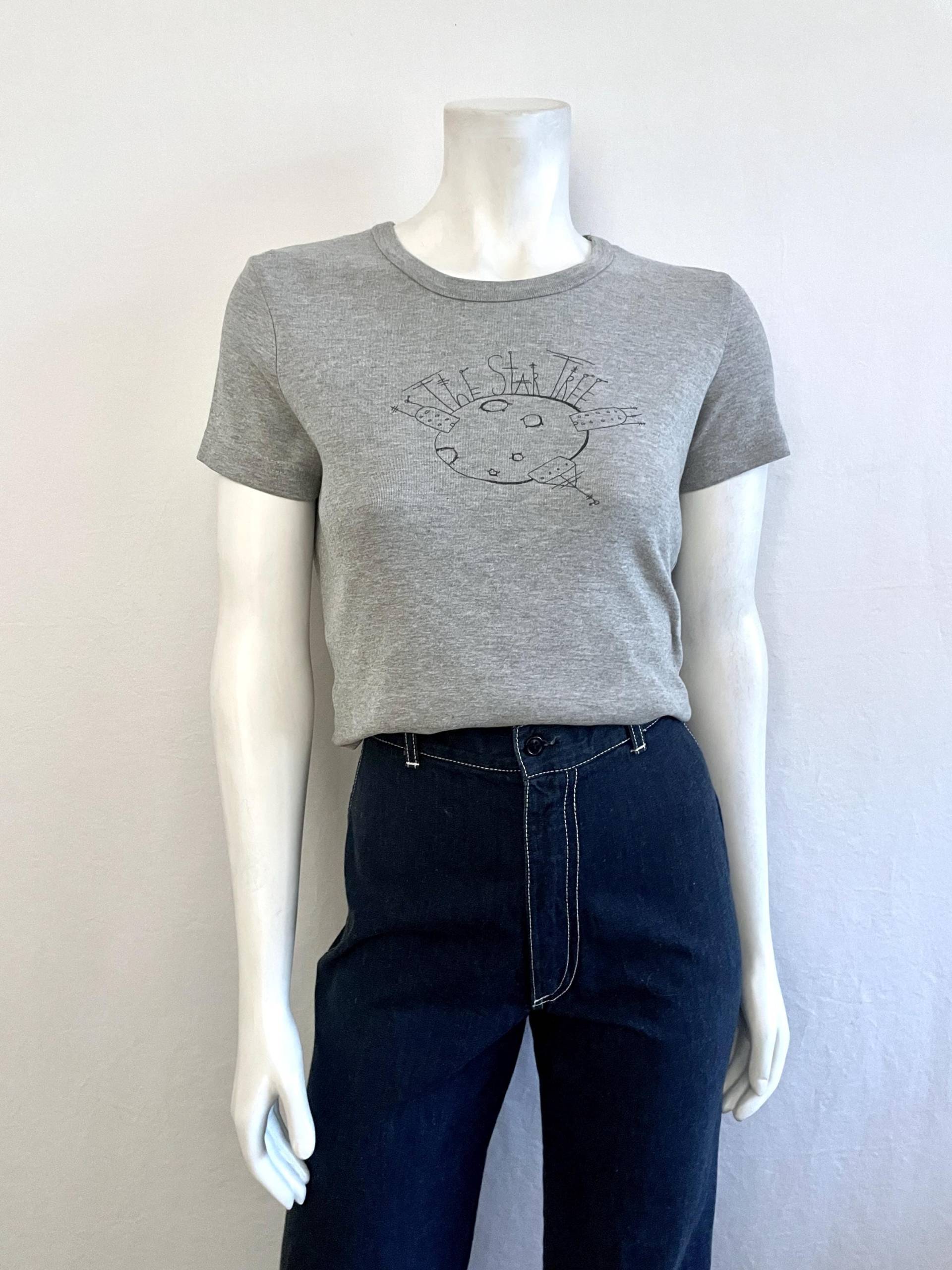 90's Dkny T-Shirt, Grau, Kurzarm | M 90's Dkny T-Shirt, Grau, Kurzarm | M von Freshandswanky