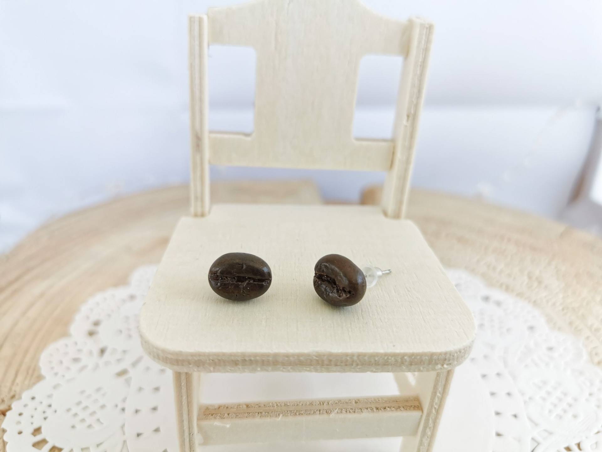 Kaffeebohne Ohrstecker, Miniatur Lebensmittel Schmuck, Kaffee Ohrringe, Bohne Polymer Clay Liebhaber Kaffeebohne Ohrstecker, Miniatur Lebensmittel Schmuck, Kaffee Ohrringe, Bohne Polymer Clay Liebhaber von FreshlybakedclayShop