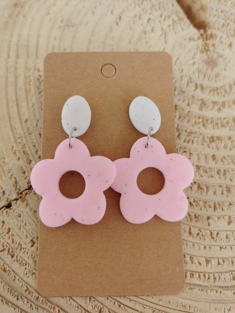 Süße Und Zarte Polymer Clay Blumen Ohrringe Von Freshlybakedclay, Frühling Ohrringe, Statement Handgemacht, Leicht, Pastell Rosa von FreshlybakedclayShop