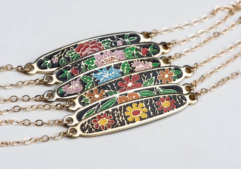 Vintage Brautjungfer Geschenk, Kleine Strand Armbänder, Geschenk Blatt Bunte Emaille Blumenschmuck, Boho von FreshyFig