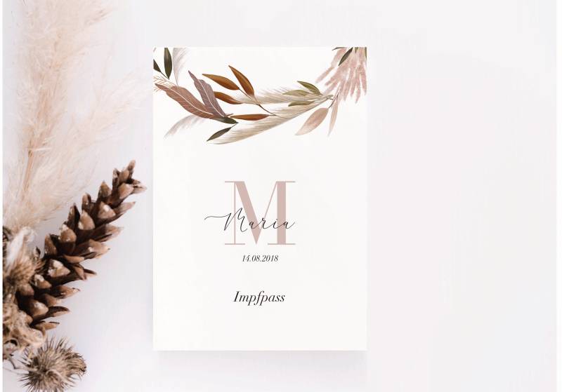 Impfpasshülle Auf Hochwertigem Leinwandpapier 100% Baumwolle | Kranz Boho Mädchen Personalisiert von FreudenPostDE