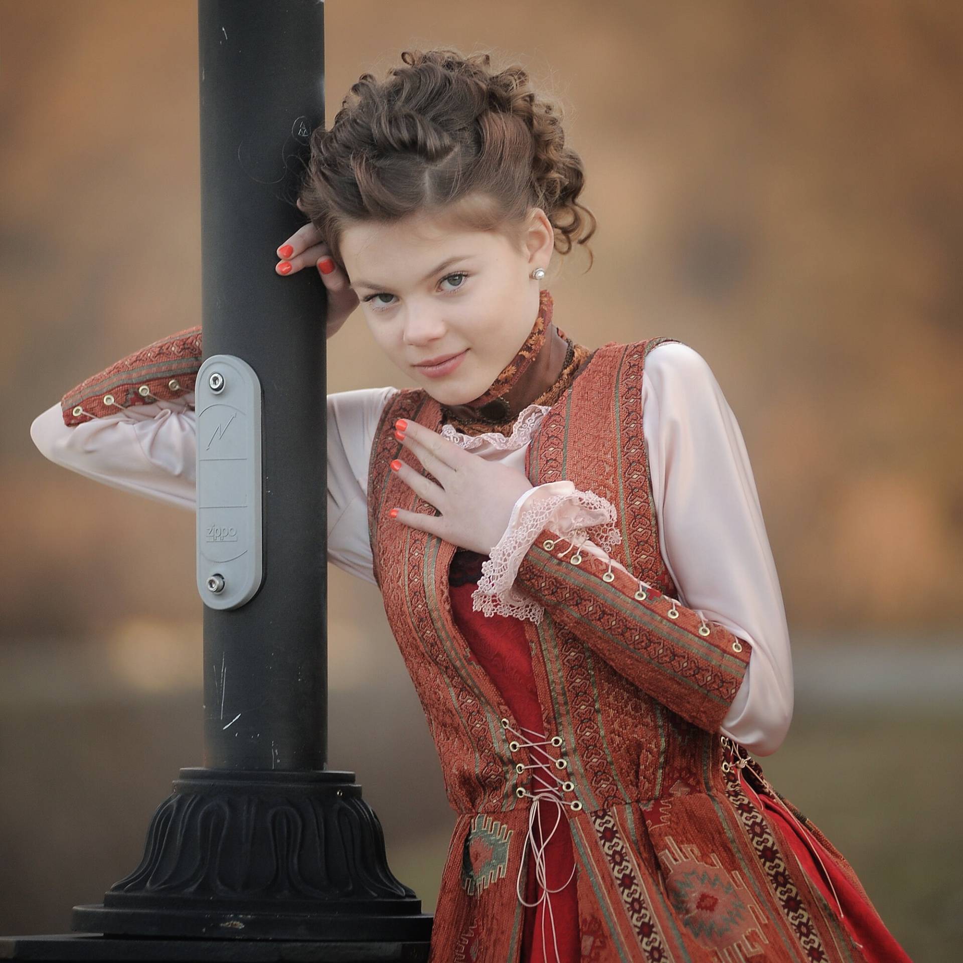 Barockes Mittelalterkleid Mit Krinoline/Brokat Und Seidenem Mittelalterkostüm Barockes Mittelalterkleid Mit Krinoline/Brokat Und Seidenem Mittelalterkostüm von FreyaArtAtelier