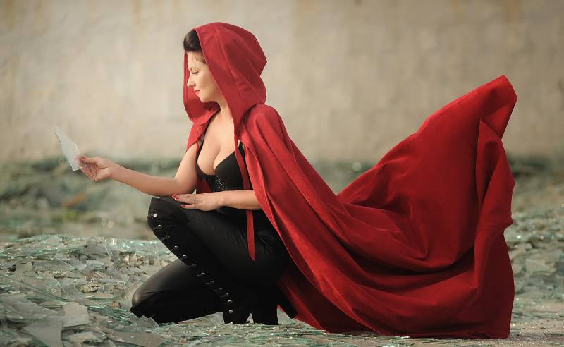 Roter Kapuzen Umhang, Maxi Umhang Roter Kapuzen Umhang, Maxi Umhang von FreyaArtAtelier