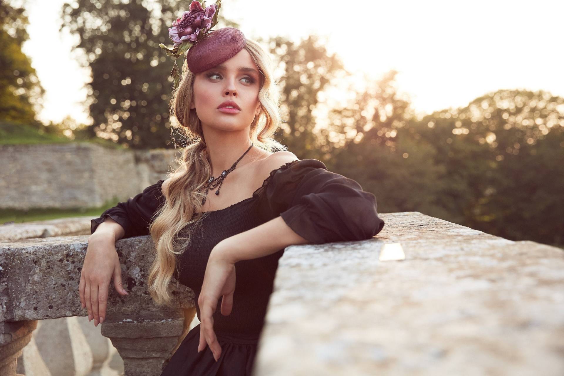 Landora Rose Brooch Hat Fascinator Church Hat Royal Ascot von FreyaStudio