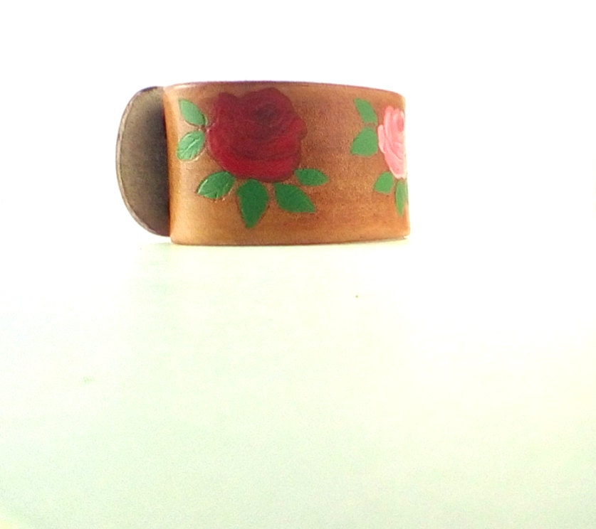 Leder Manschette Armband, Rosen, Geschenk Für Sie, Christlichen Dienst Leder Manschette Armband, Rosen, Geschenk Für Sie, Christlichen Dienst von FriarFreds