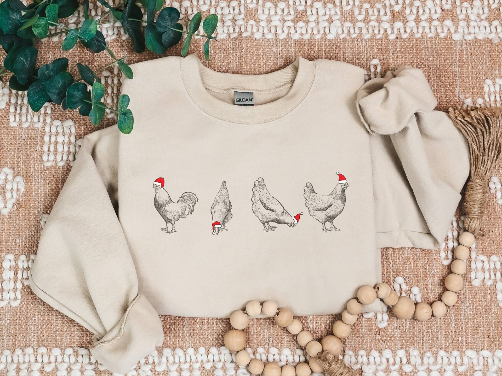 Weihnachten Huhn-Liebhaber-Sweatshirt, Küken Mutter Geschenk, Lustiges Gehöft Pullover, Winter Farm, Niedliche Weihnachtsmütze Rundhalsausschnitt Weihnachten Huhn-Liebhaber-Sweatshirt, Küken Mutter Geschenk, Lustiges Gehöft Pullover, Winter Farm, Niedliche Weihnachtsmütze Rundhalsausschnitt von FridayArtStore