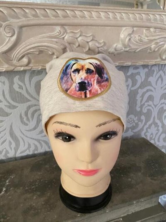 Beanie Beige Meliert Mit Rhodesian Ridgebackpatch | Kunstleder Baumwolle Slouch von FriedelsScheune
