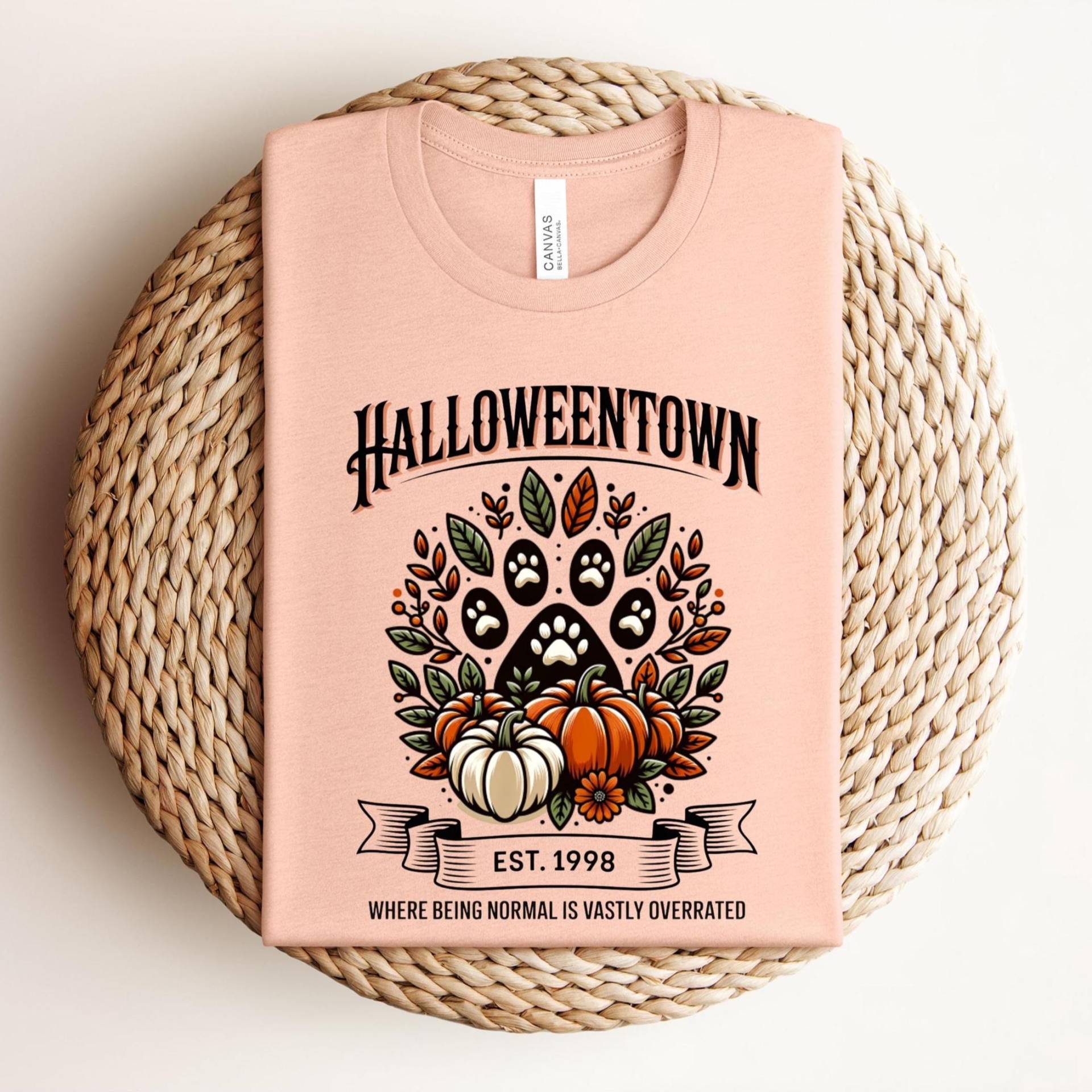 Halloweentown Est 1998 Unisex Shirt, Gruseliges Kürbis-T-Shirt von FriendlyPawsDesigns
