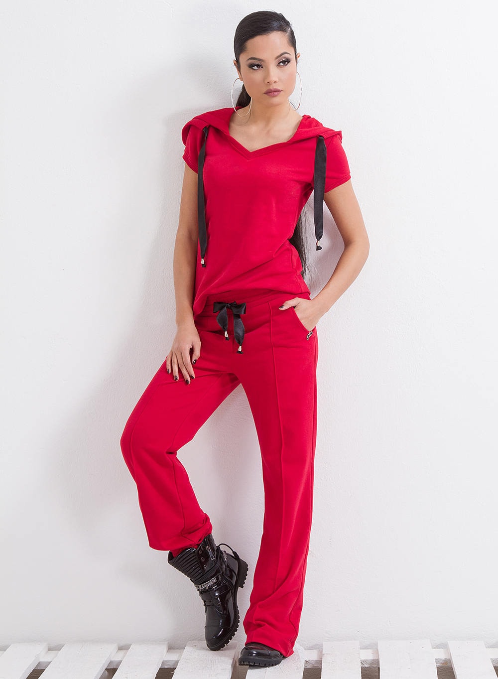 Frau Rote Jogger Hose Mit Taschen, Lockere Freizeithose, Lose Frau Rote Jogger Hose Mit Taschen, Lockere Freizeithose, Lose von FriendsFashion