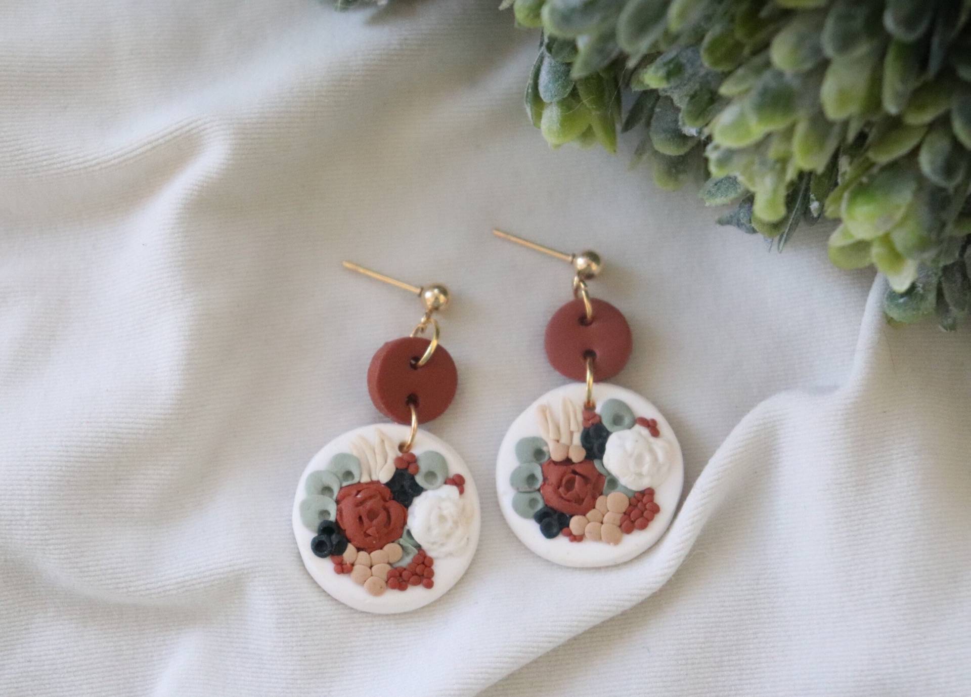 Ton Ohrringe| Florale Handgemachte Ohrringe | Ohrringe|Dangle Braut von Fringeclay