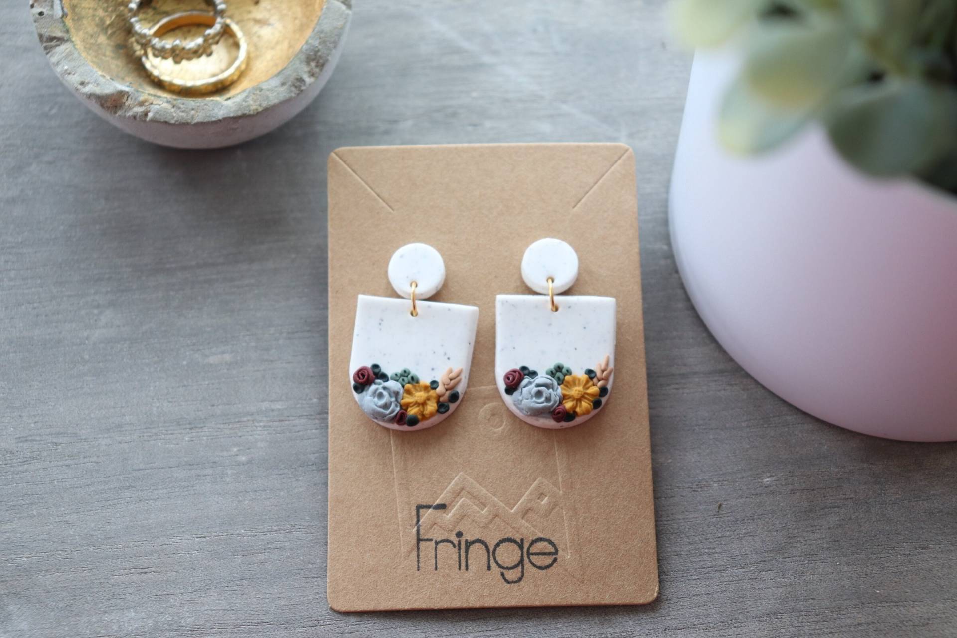 Ton Ohrringe| Florale Ohrringe Handgemacht | Handgemachte Ohrringe|Clay Baumeln| Braut von Fringeclay