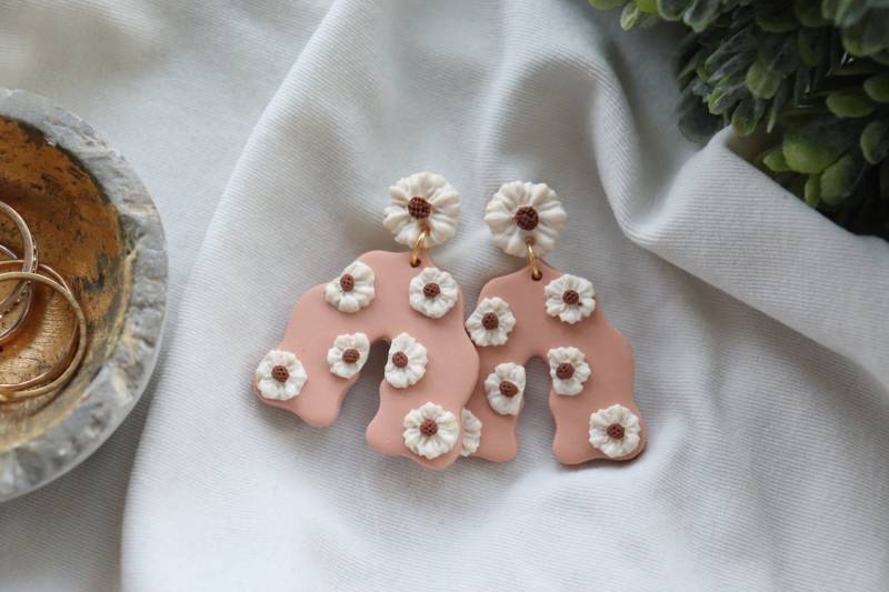 Ton Ohrringe| Handgemachte Tonohrringe| Florale Ohrringe Aus Ton| Handgemachte Fimo Schmuck von Fringeclay