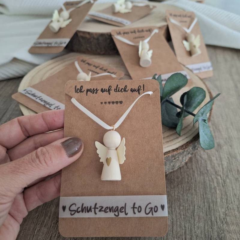Schutzengel To Go | Glücksbringer Engel Holz Glücksengel Mitbringsel Schutzengel To Go | Glücksbringer Engel Holz Glücksengel Mitbringsel von FrlSvenjaKreativ