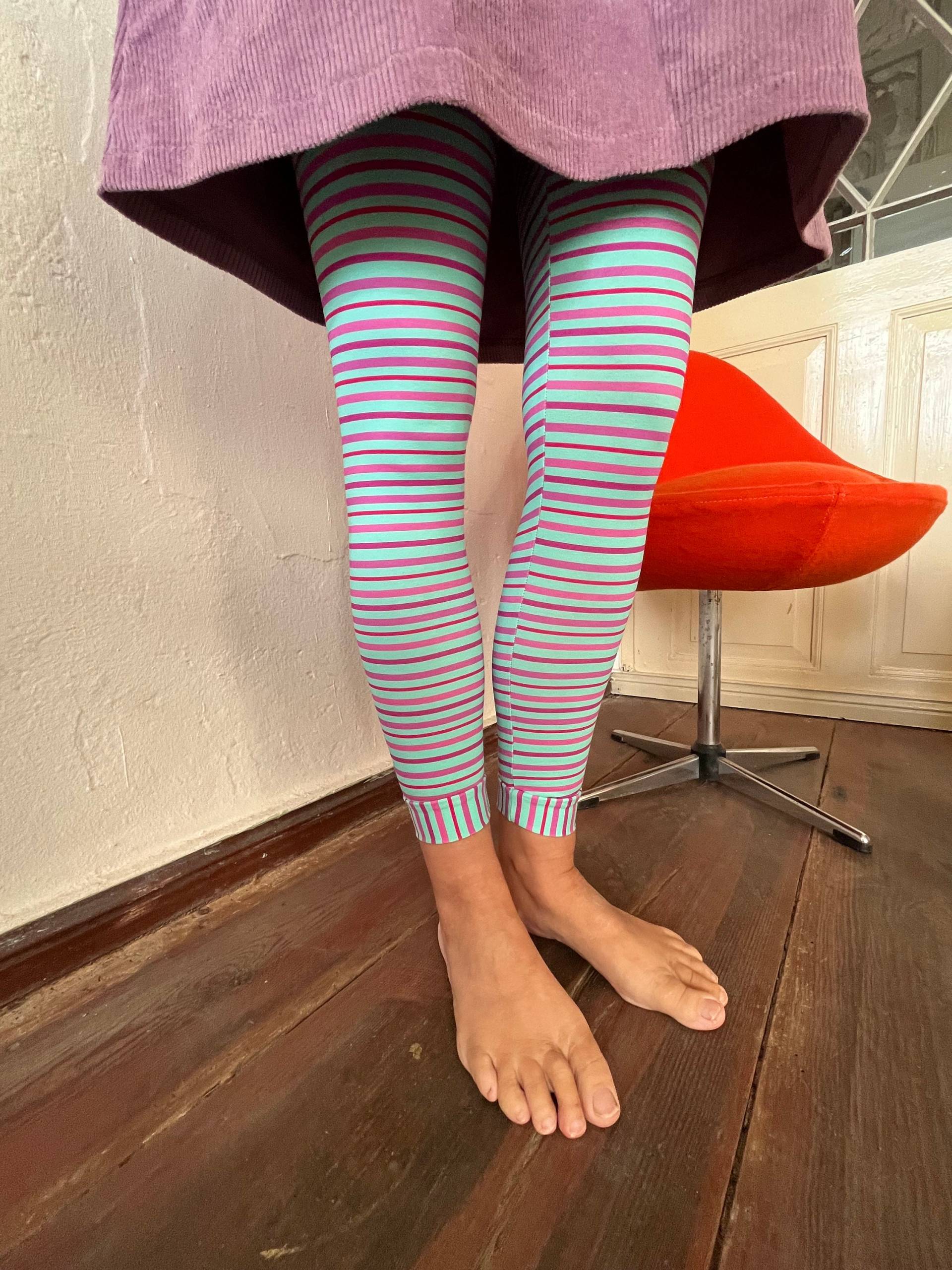 Froeken Frida Leggings Bunte Ringel Türkis Rosa von FroekenFrida