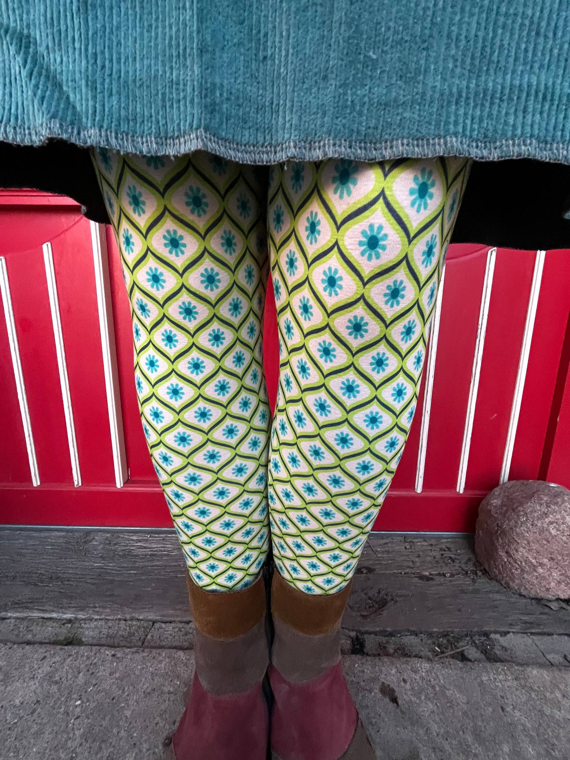 Froeken Frida Leggings Regenbogen Farben Grün, Blau Geblümt von FroekenFrida