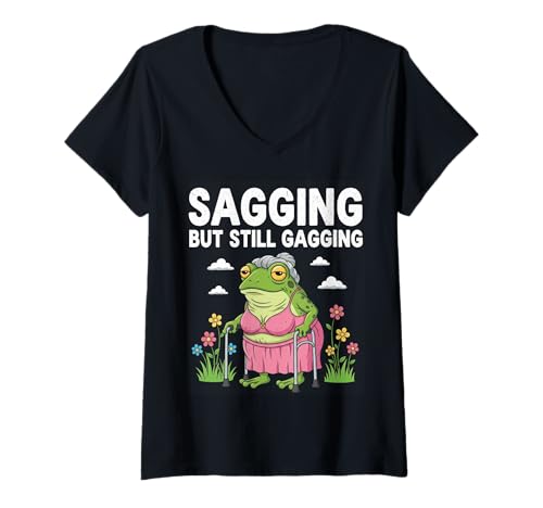 Damen Sagging But Still Gagging Funny Meme Humor Witz Vintage T-Shirt mit V-Ausschnitt Damen Sagging But Still Gagging Funny Meme Humor Witz Vintage T-Shirt mit V-Ausschnitt von Frog Meme Humor Quote Joke Vintage Men Women