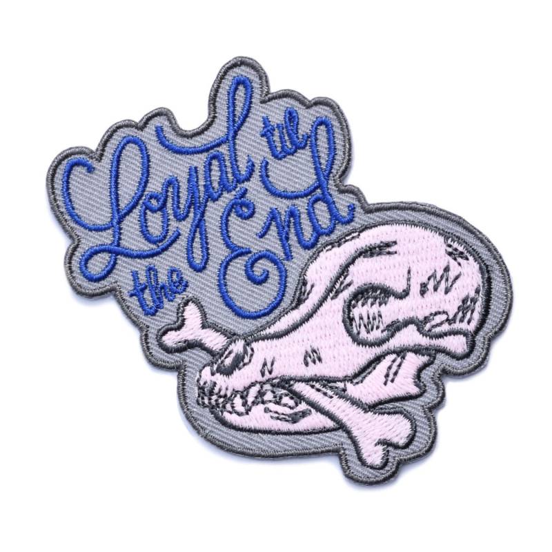 Loyal Til The End Dog Patch | Glühen Im Dunkeln von FrogandToadPress