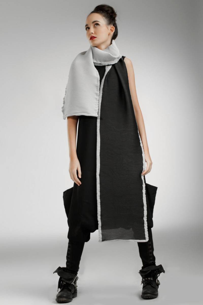 Weicher Grobstrick Schal - Langer Doppelseitiger Plissee-Schal Schwarzer Grauer Weihnachtsschal Geschenkidee von Frogaspect