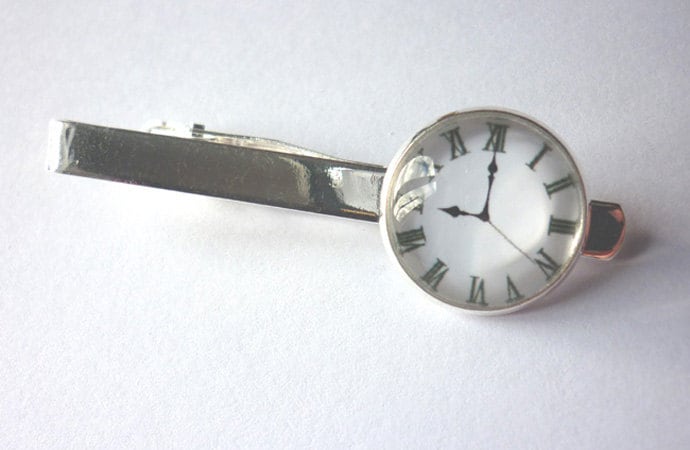 Herren Krawattenklammer Dark Academia Steampunk Uhr, Teeparty, Vintage Hochzeit, Shabby, Boho, Cottagecore von FrogsandPrinces