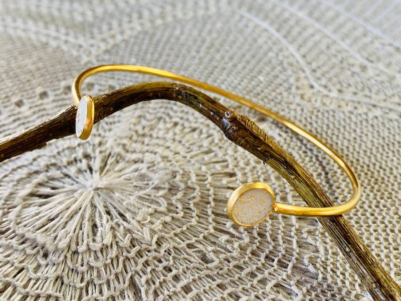 Armreif Aus Beton, Edelstahl Gold, Betonschmuck Armband, Boho Ethno Schmuck Armschmuck von FroileinJolanda