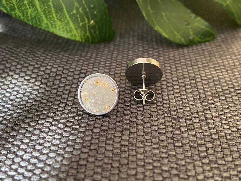 Ohrringe Silber Edelstahl Aus Beton Mit Blattgold, Valentinstag Geschenk, Betonschmuck Ohrringe Silber Edelstahl Aus Beton Mit Blattgold, Valentinstag Geschenk, Betonschmuck von FroileinJolanda