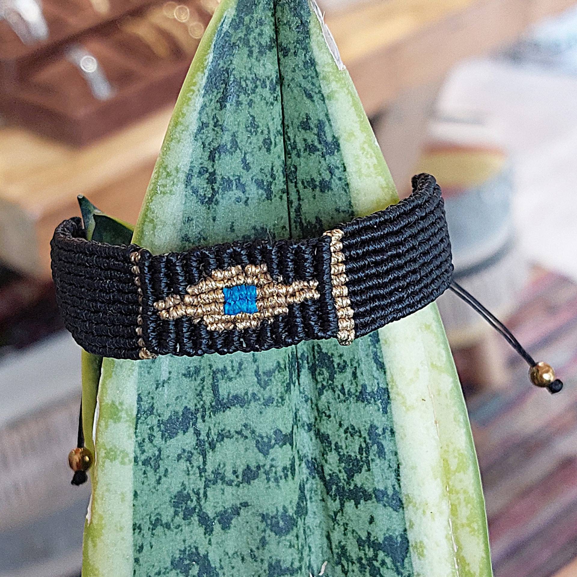 Evil Eye Makramee Armband Einstellbar Boho Geschenk Evil Eye Makramee Armband Einstellbar Boho Geschenk von FrolicStones