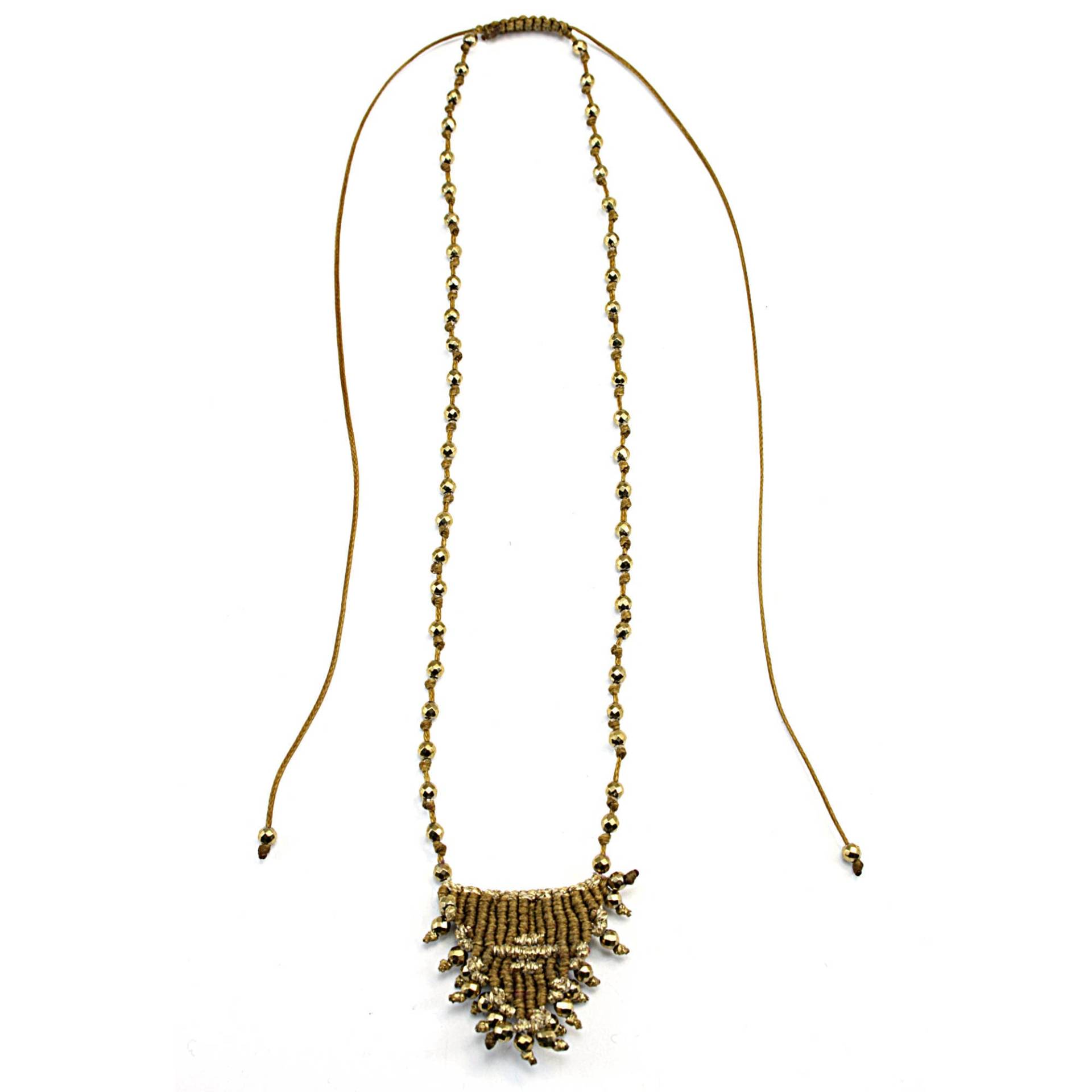 Handgefertigte Makramee Talisman Kette Mit Boho Hämatit Anhänger Handgefertigte Makramee Talisman Kette Mit Boho Hämatit Anhänger von FrolicStones