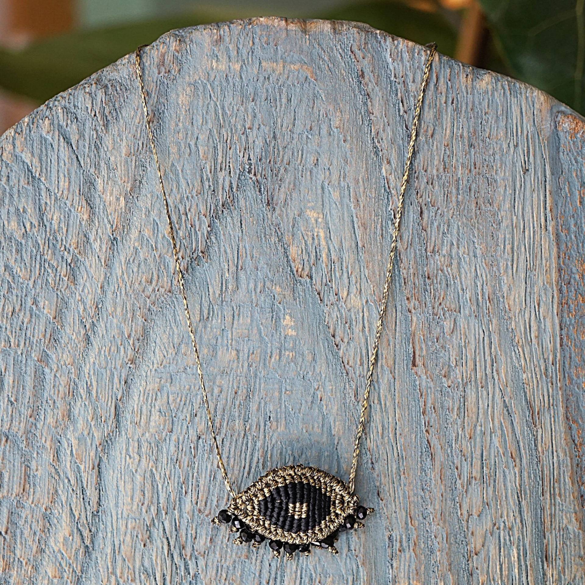 Makramee Evil Eye Halskette Mit Kristallperlen - Handgemachter Schutz Schmuck Makramee Evil Eye Halskette Mit Kristallperlen - Handgemachter Schutz Schmuck von FrolicStones
