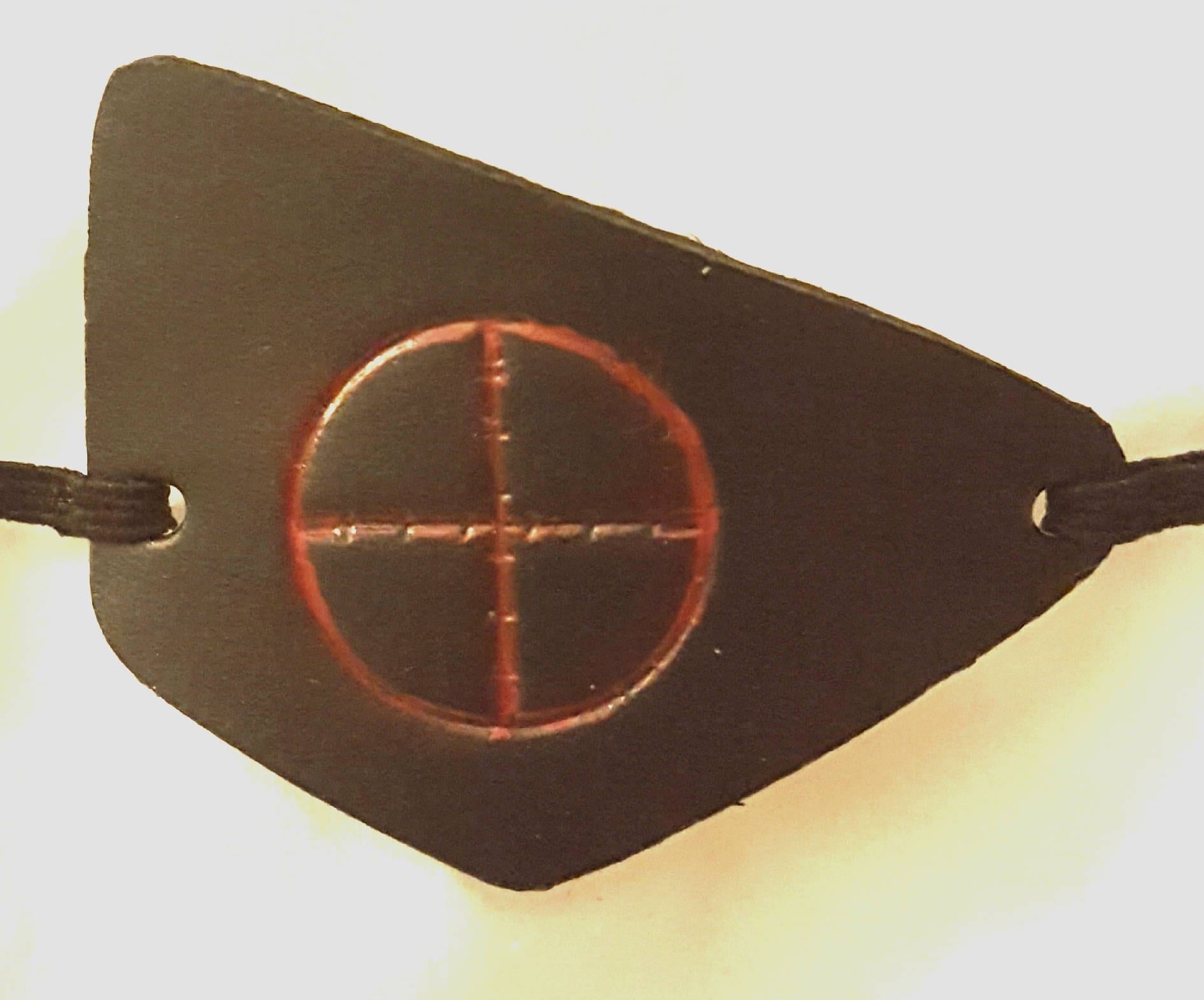 Leder Augenklappe Uniqe Slim Design Jäger Und Gamer von FrolicandFolly