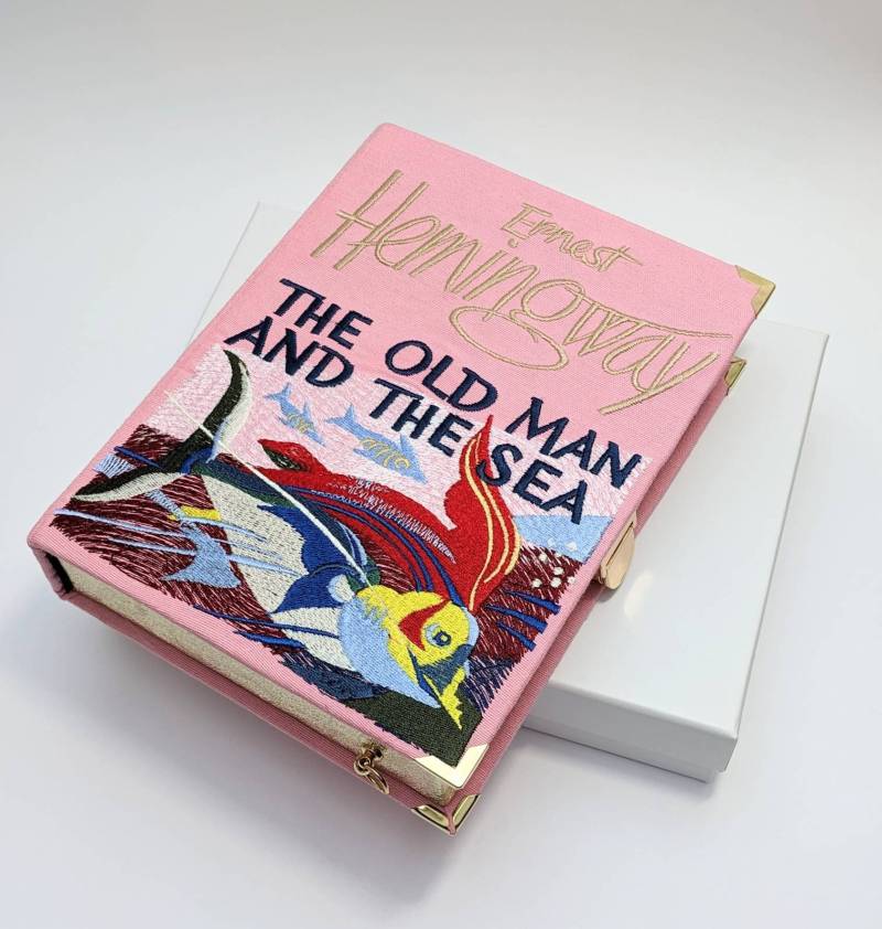 Personalisierte Gestickte Hochzeit Buch Tasche Clutch Aufbewahrungsbox Der Alte Mann Und Das Meer - Ernest Hemingway von Frolioli