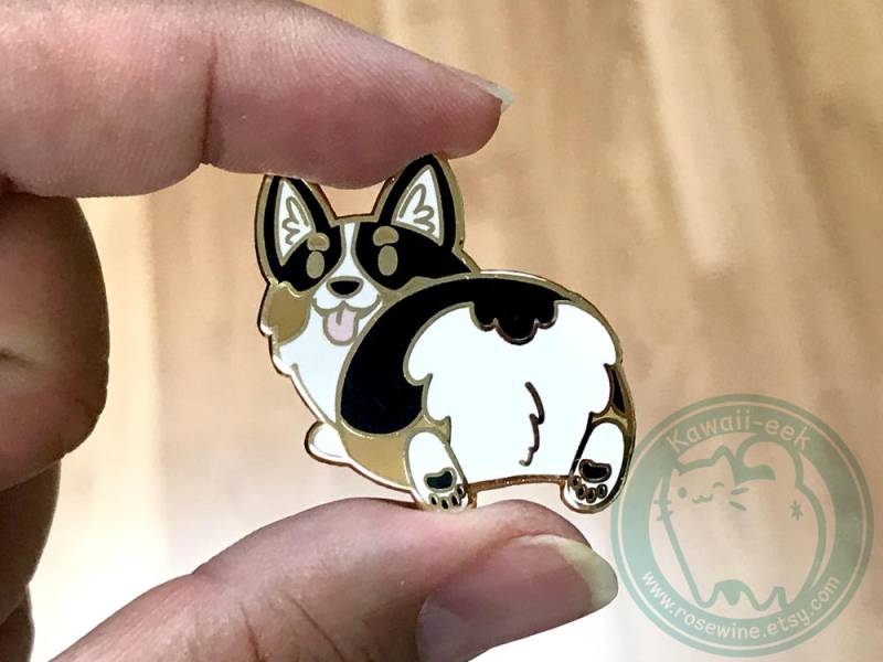 Corgis Hintern Hard Enamel Pin - Tri Color von FromCaliko