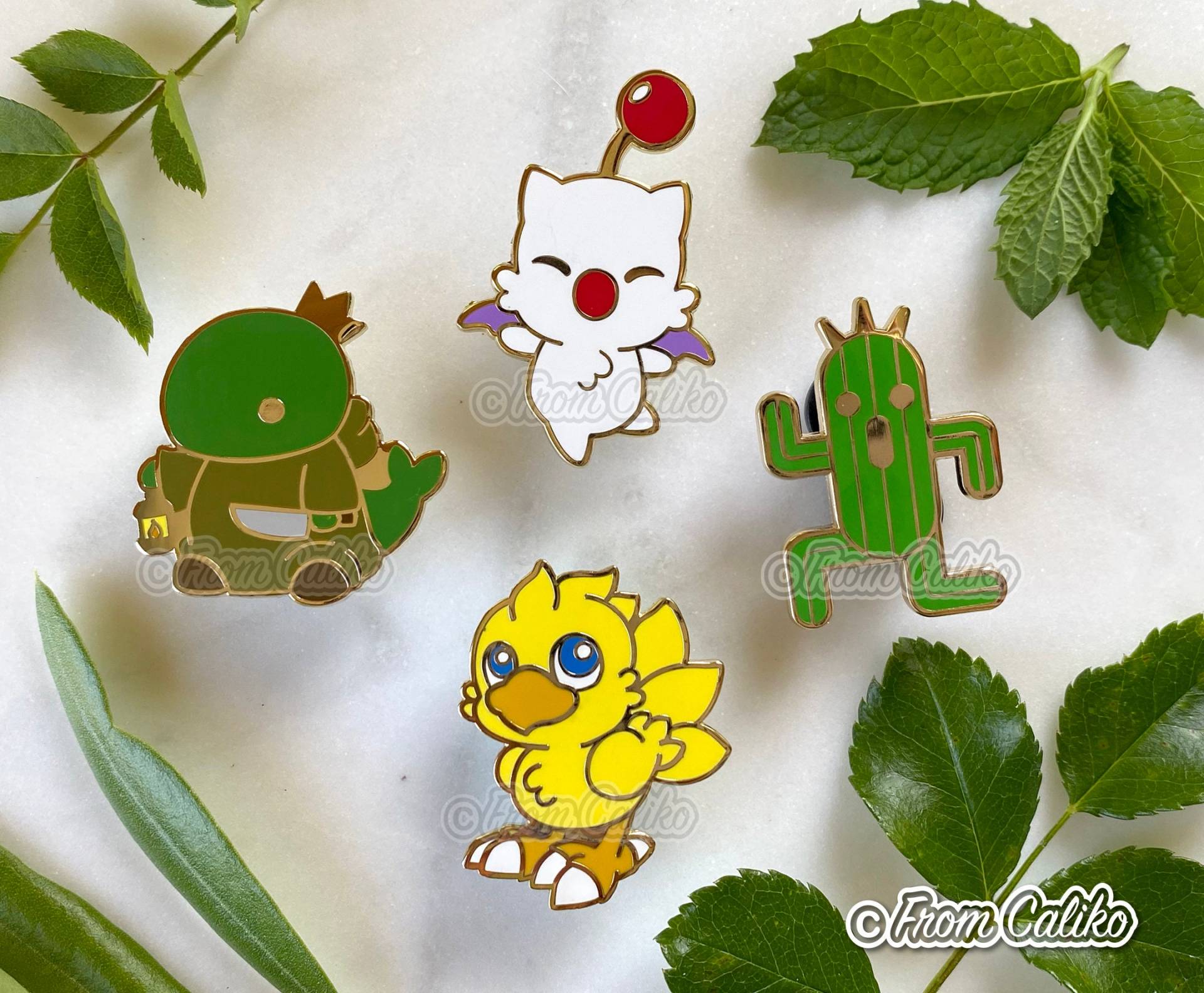 Final Fantasy Emaille Pins - Kaktor Chocobo Moogle Tonberry King von FromCaliko