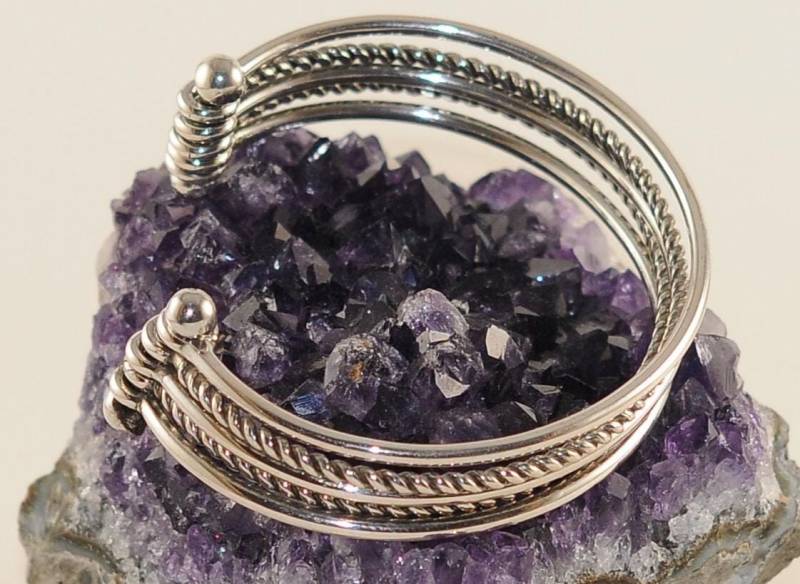 Linked 925 Sterling Silber Manschette Armband Seil Mit Glatten Oberflächen Designs. Handgefertigt Aus Ägypten Liebeswerkstatt in Khan El Khalili von FromEgyptwithLove11