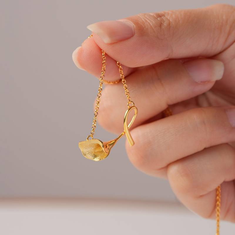 Calla-Lilien-Anhänger-Halskette in Silber & Gold - "Pure Grace & Rebirth" Calla-Lilien-Halskette Perfekter Hochzeitsschmuck, Geschenk Für Mama von FromJosefinaStudio