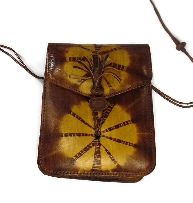 Weiche Ledertaschen, Tie Dye Leder Handtaschen Hält Große Handy, Handy-Tasche, Dunkelbraun Weiche Ledertaschen, Tie Dye Leder Handtaschen Hält Große Handy, Handy-Tasche, Dunkelbraun von FromTheCradleCrafts