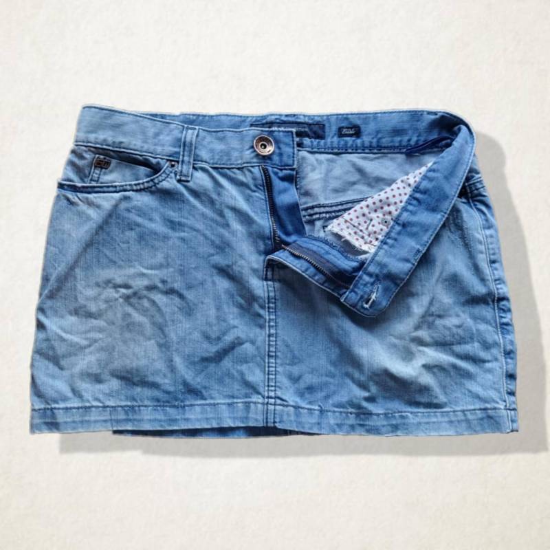 Mini Rock Miss Sixty S/M Jeans Mini Rock Miss Sixty S/M Jeans von FromTheCryptFashion