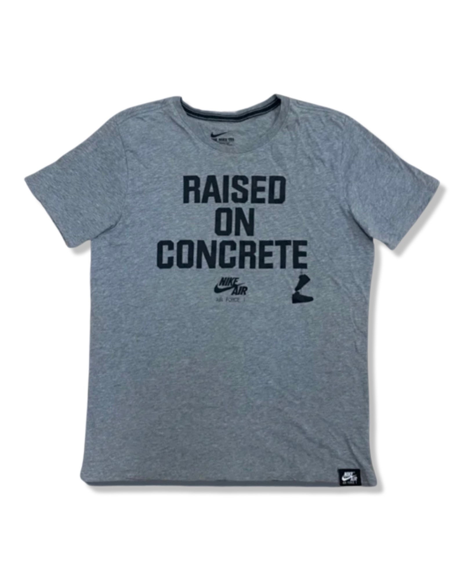 2K Nike T-Shirt Grey 2K Nike T-Shirt Grey von FromTheSoulVintage