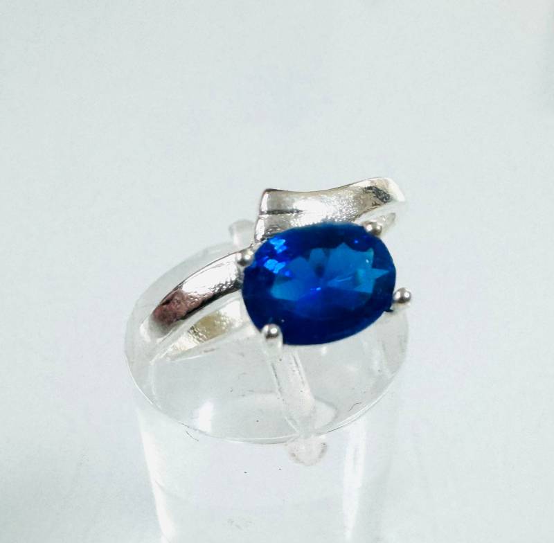 925 Silber Plated Modeschmuck Ring Mit Dunelblauem Glas Stein von FromyesterdaySchatze