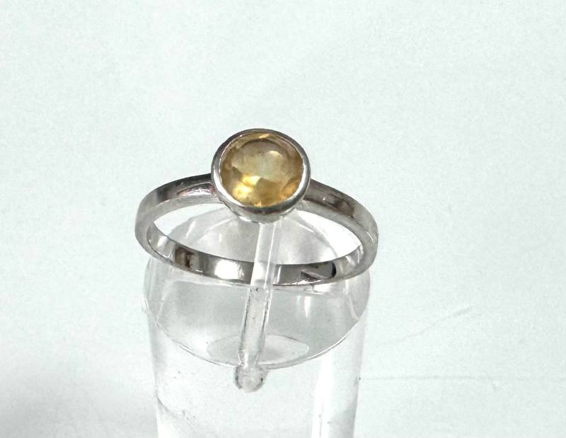 925 Silber Ring Mit Gelbem Stein von FromyesterdaySchatze