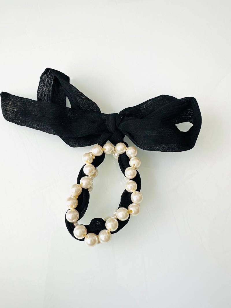 Armband Schleifen Design Mit Perlen Besetzt - Vintage Armschmuck 80'er Jahre von FromyesterdaySchatze