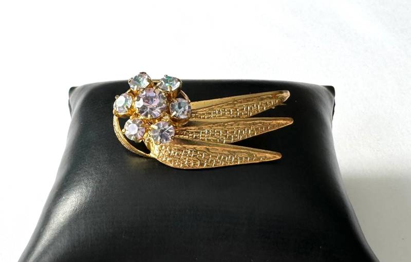 Art-Deco Brosche Mit Gablonzer Strass Und Goldauflage von FromyesterdaySchatze