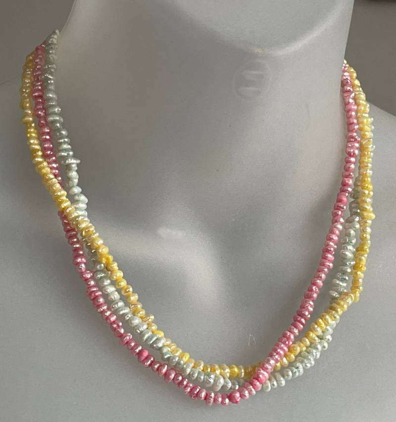 Art Deco Süsswasserperlen Kette 3 Reihig Farbig Perlen Collier von FromyesterdaySchatze