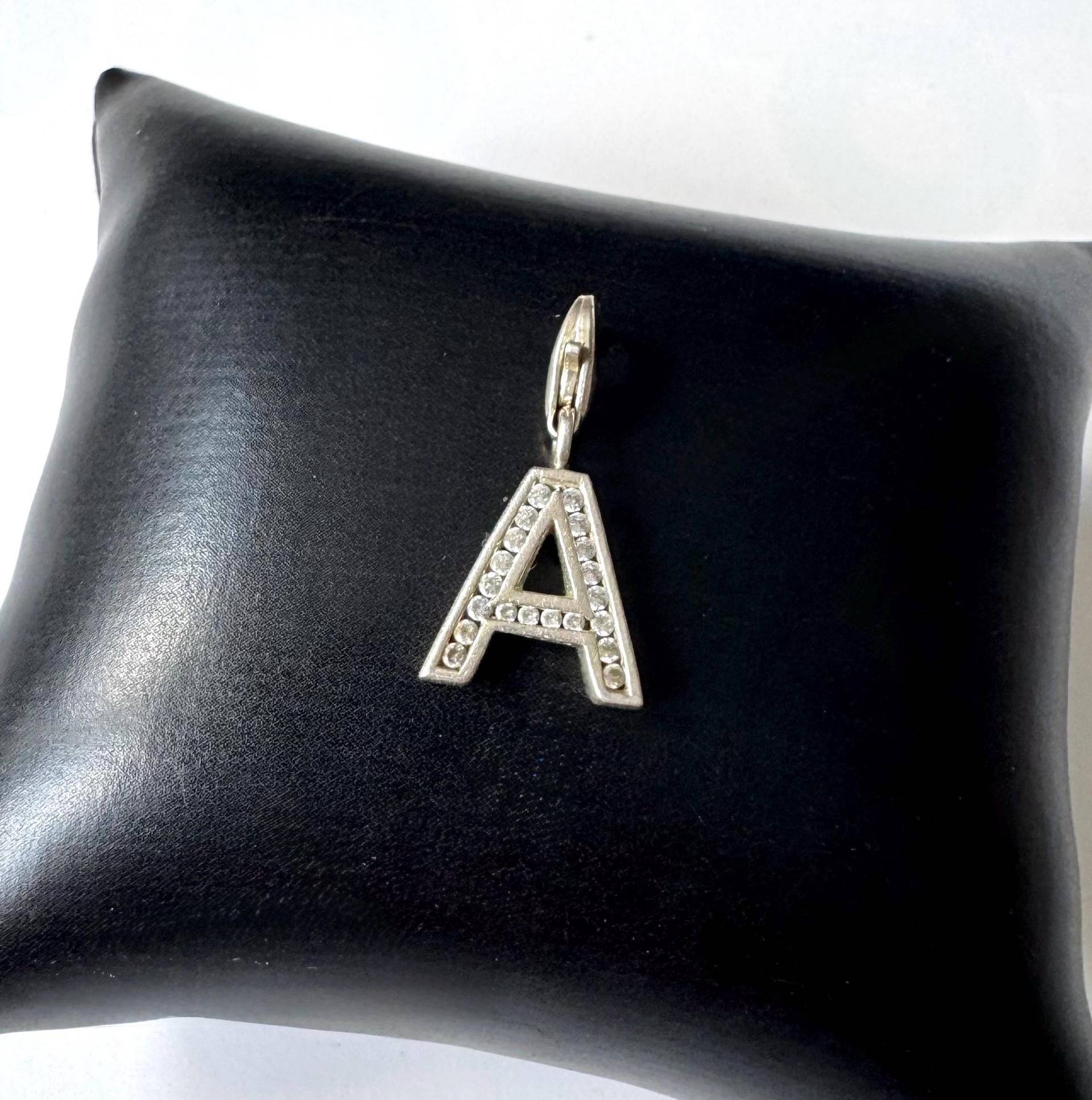 Charm Anhänger Buchstabe A - 925 Silber Mit Funkelnden Zirkonia von FromyesterdaySchatze
